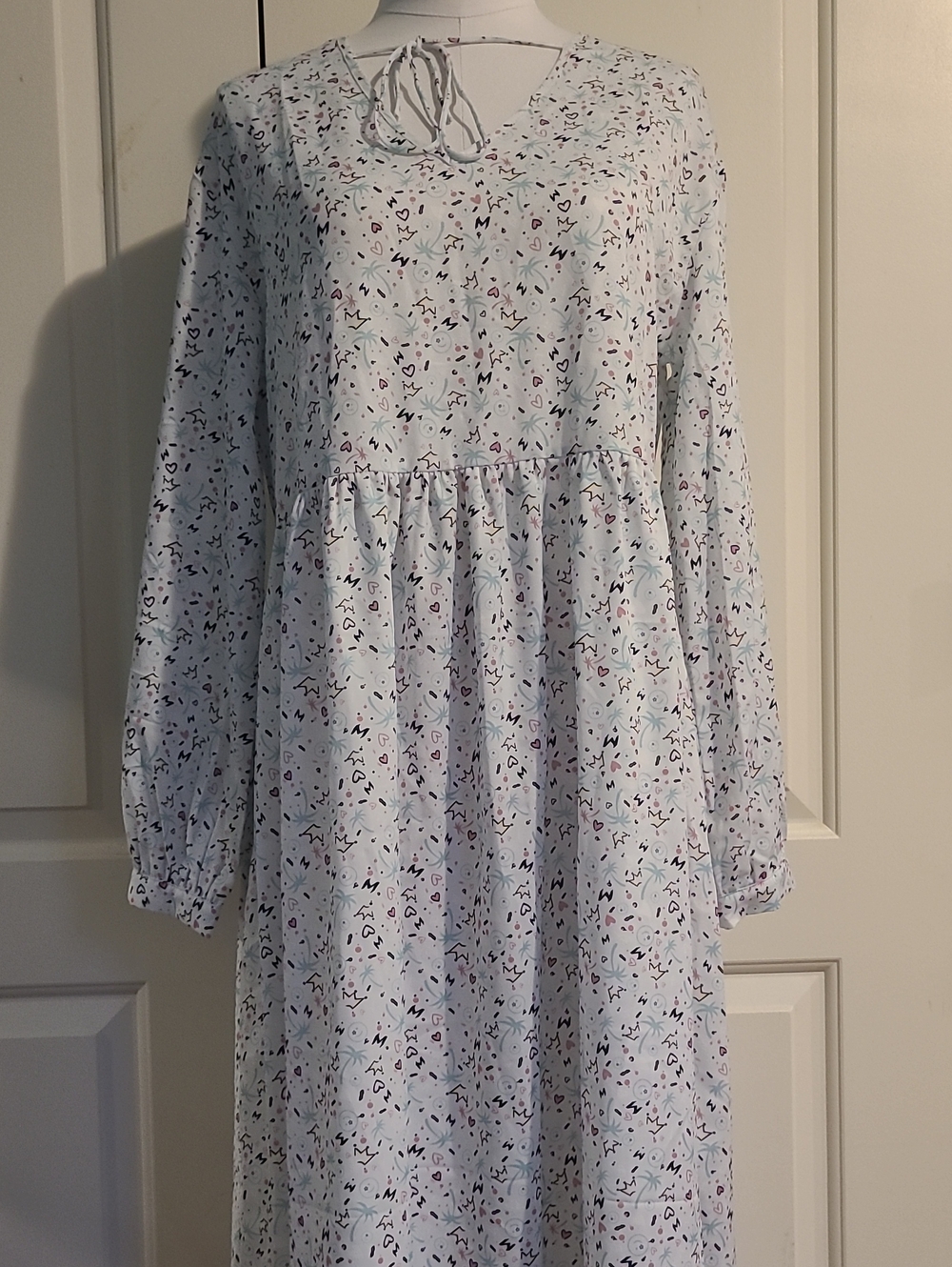 NWOT Long Sleeve V Neck Tie Front Maxi Dress